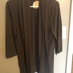 Daktronics clothing items